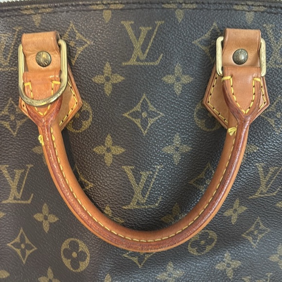 LOUIS Vuitton bag - Picture 3 of 5